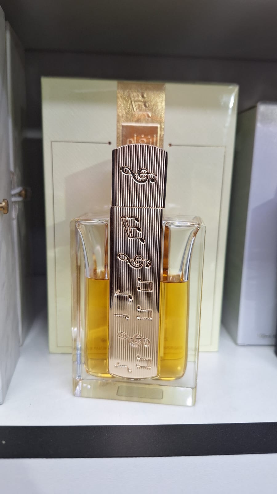 Product 26 perfume